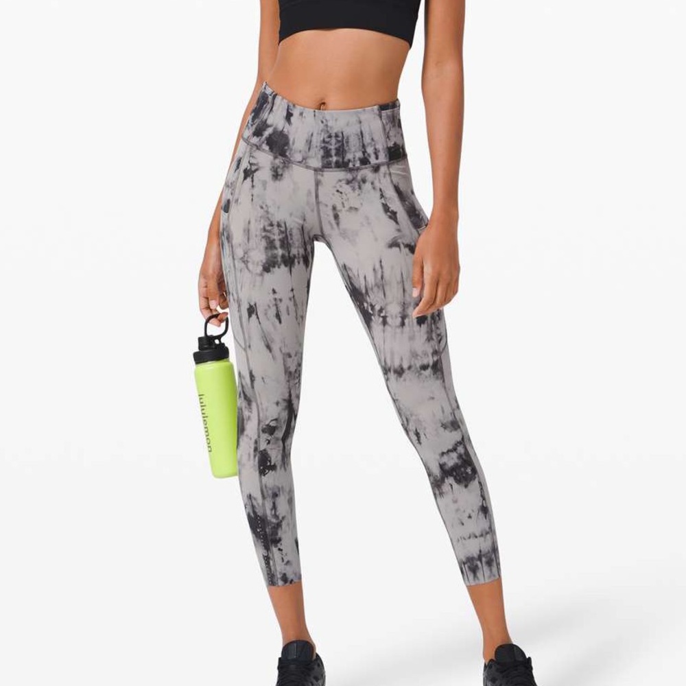 Lululemon Fast and Free Tight II 25" *Game Day - Picture 11 of 12